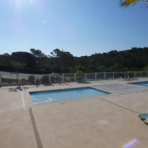  Appartement Résidence Les Pins Parasols De La Roque